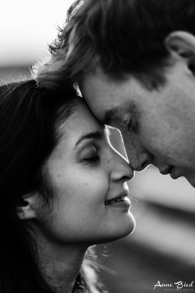 séance couple lifestyle - séance engagement - anne bied - photographe lifestyle - photographe lifestyle paris